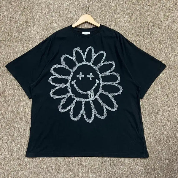 [BUNJANG] Happy Planet Theme Park Oversized Flower Short-Sleeve T-Shirt Black M / 해피플래닛테마파크 오버핏 플라워 반팔티 블랙 M