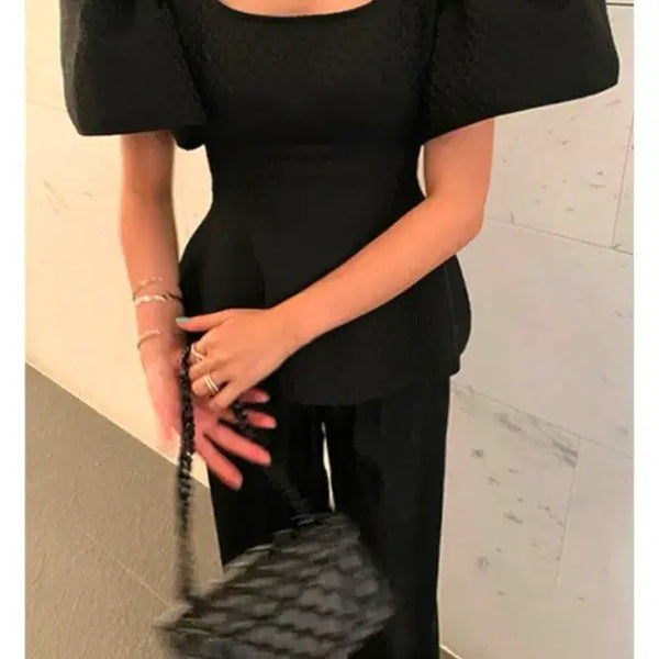 [BUNJANG] Assemblage Jacquard Volume Puff Blouse Black / 아상블라주 자카드 볼륨 퍼프 블라우스 in black