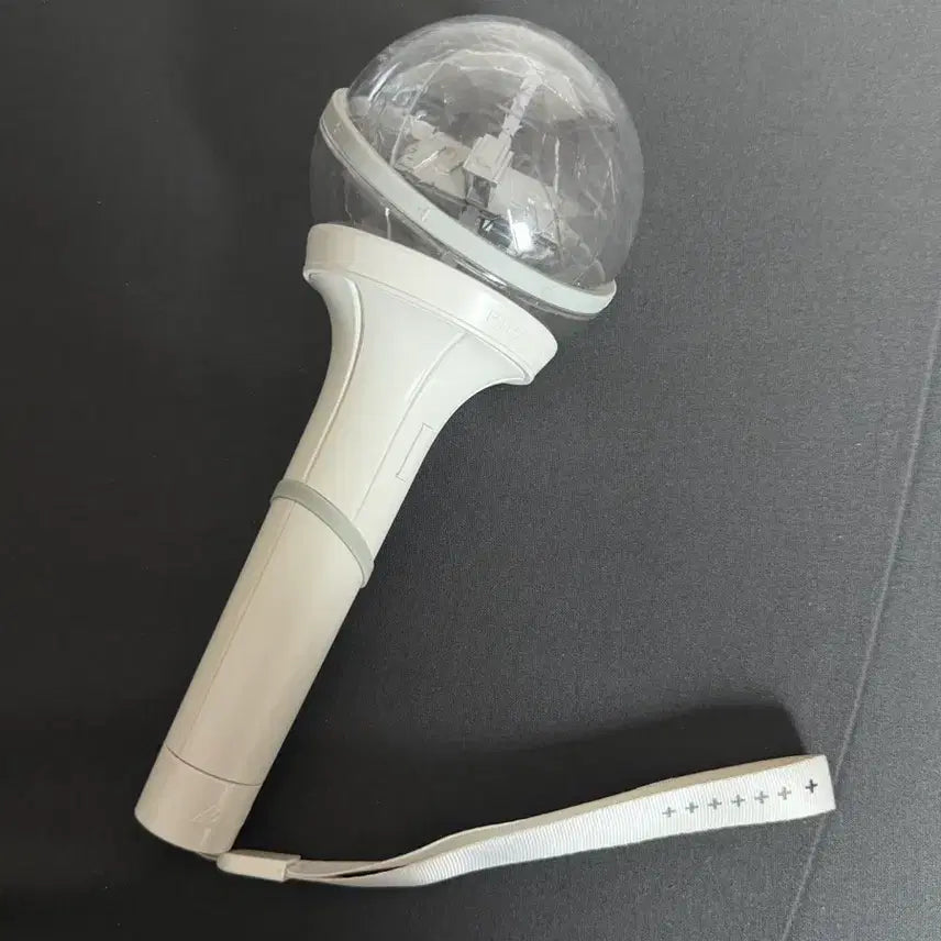 [BUNJANG] P1Harmony Official Lightstick Peace Bong Ver. 1 / 피원하모니 응원봉 피스봉1 ver1