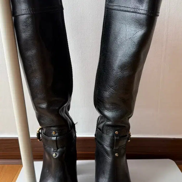 [BUNJANG] Tory Burch Buckle Detail Ankle Boots / 토리버치 부츠