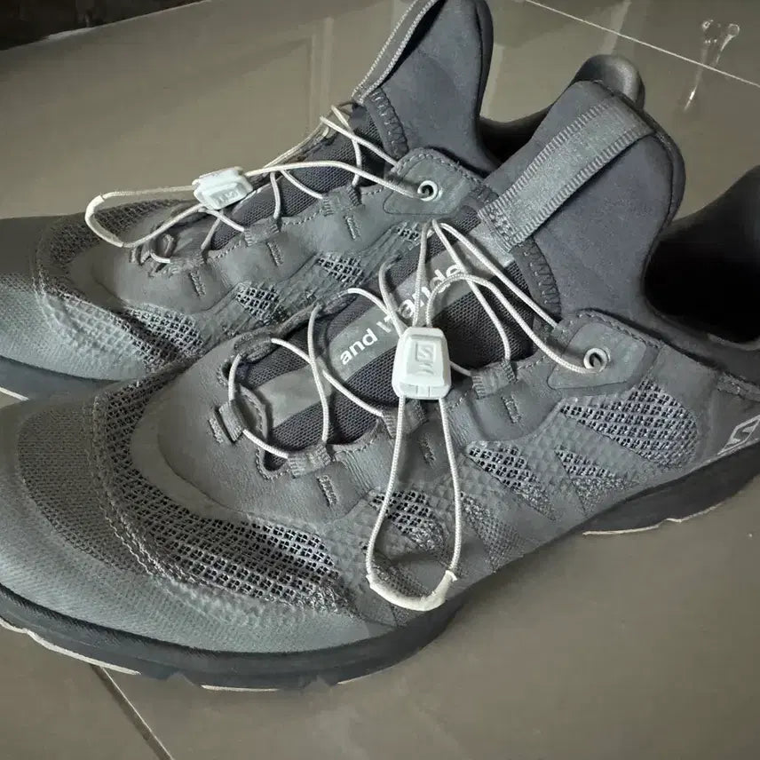 [BUNJANG] Salomon X And Wander Trekking Shoes Grey 285 / 285 살로몬 앤드원더 트레킹화 그레이