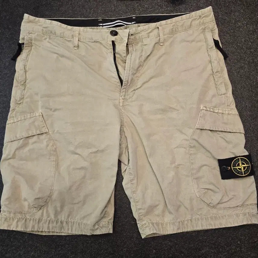 [BUNJANG] Stone Island Cargo Shorts Beige 34 / 정품스톤아일랜드 카고 반바지 베이지 34