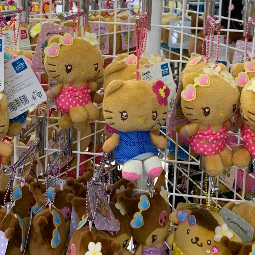 [BUNJANG] Sanrio Summer Tanning Kitty Doll Keychain (2026 Limited Edition) / 2026 여름한정 썸머 태닝키티 인형 키링
