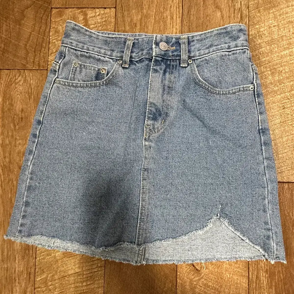 [BUNJANG] Light Wash Denim Mini Skirt with Slit Hem / 8/5-8/6 할인) 청 데님 미니스커트 밑(단 트임)