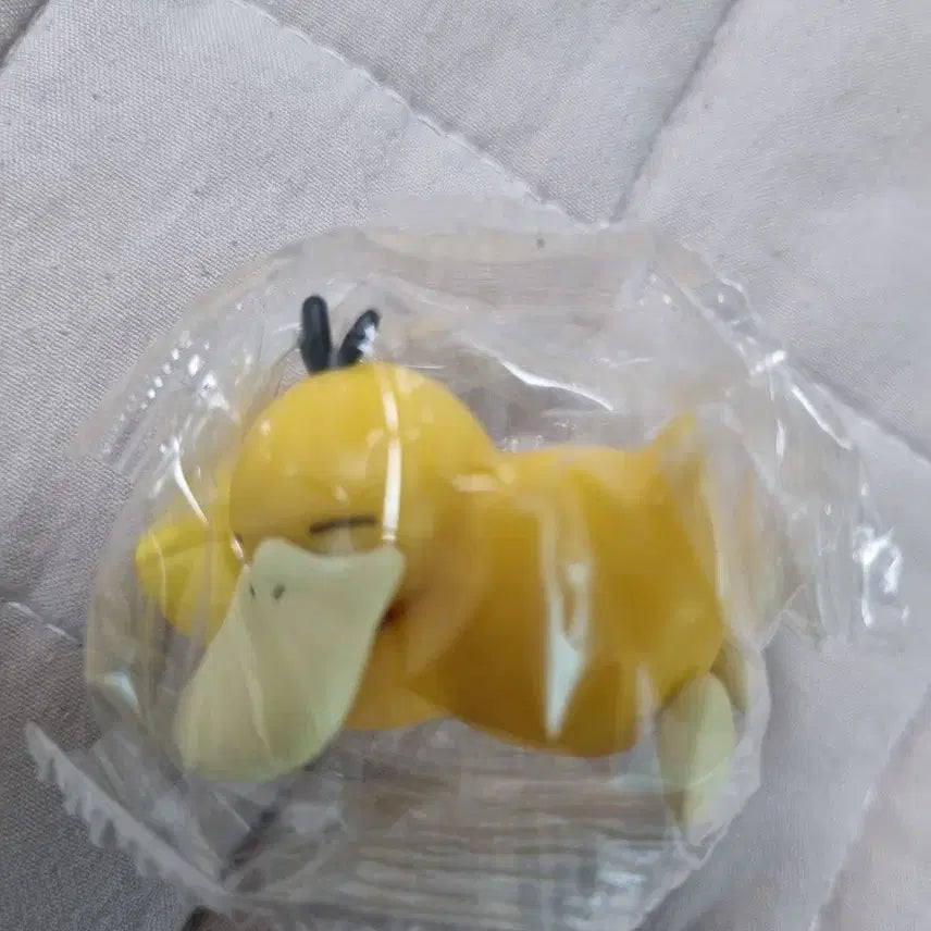 [BUNJANG] Pokemon Beverage Gollum Golduck Figure / 포켓몬 음료수 고라파덕 피규어