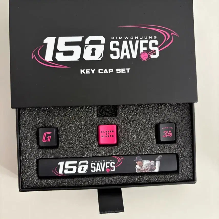 [BUNJANG] Lotte Giants Kim Won-jung 150 Saves Keycap Set / 롯데자이언츠 김원중 150세이브 키캡 세트 (1개X)