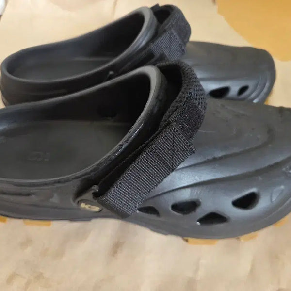 [BUNJANG] K2 Black Sandals Size 260 / K2 샌들 블랙 260사이즈
