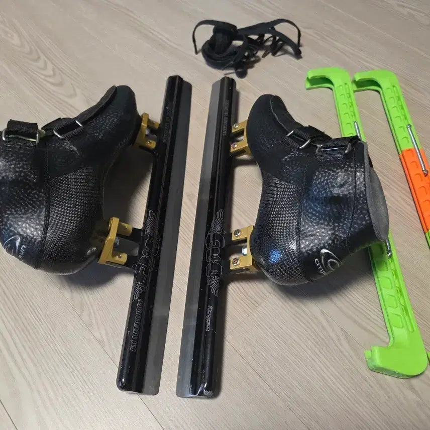 [BUNJANG] 250mm Ice Skates (City Run Carbon Boots) for Beginner to Intermediate Skaters / 빙상 스케이트화 250(시티런)초중급자용