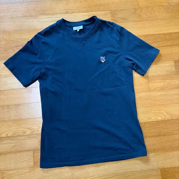 [BUNJANG] Maison Kitsuné Navy Short Sleeve T-Shirt (Size M) / (급처) 메종키츠네 반팔티 네이비M (한번 착용)