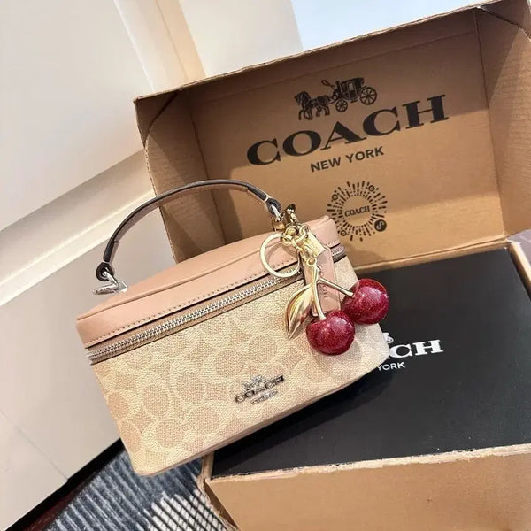 [BUNJANG] Coach Shoulder Bag / Crossbody Bag with Cherry Charm / 코치 숄더 겸 크로스백