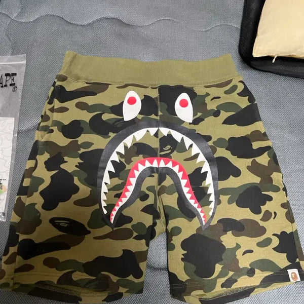 [BUNJANG] BAPE Shark Shorts M / 베이프 샤크 반바지 M
