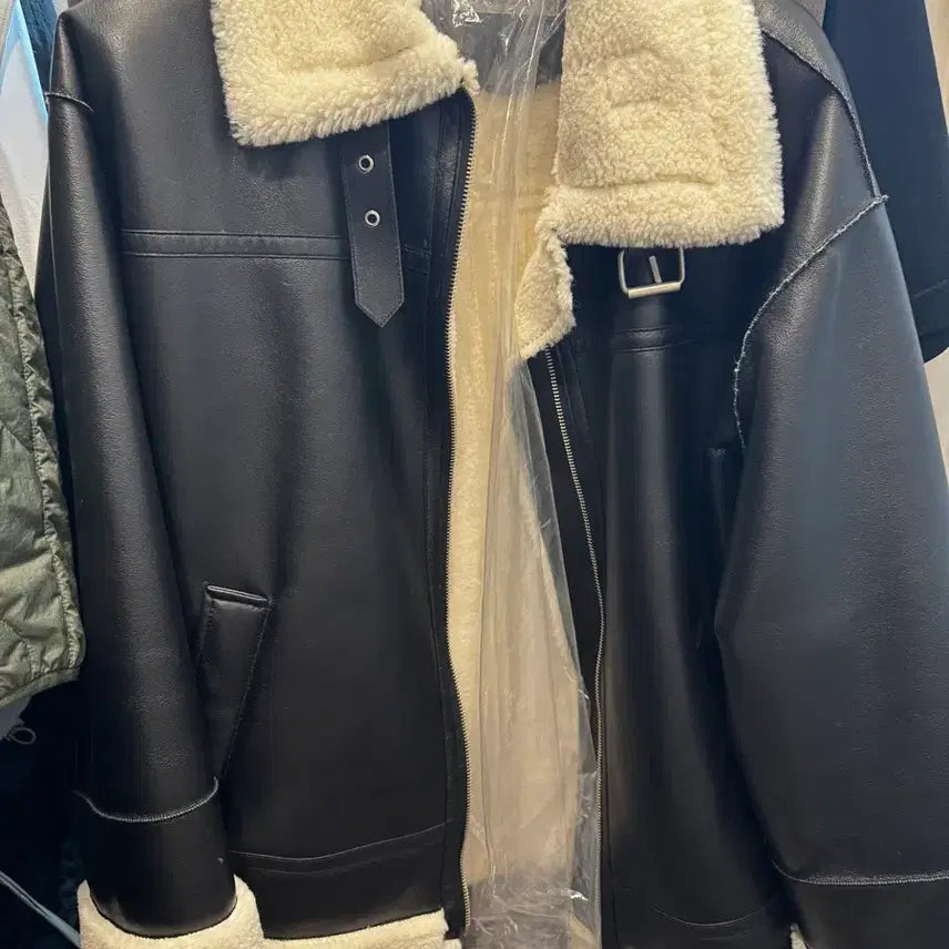 [BUNJANG] Vov Synthetic Leather Jacket / 보브 신세틱가죽자켓