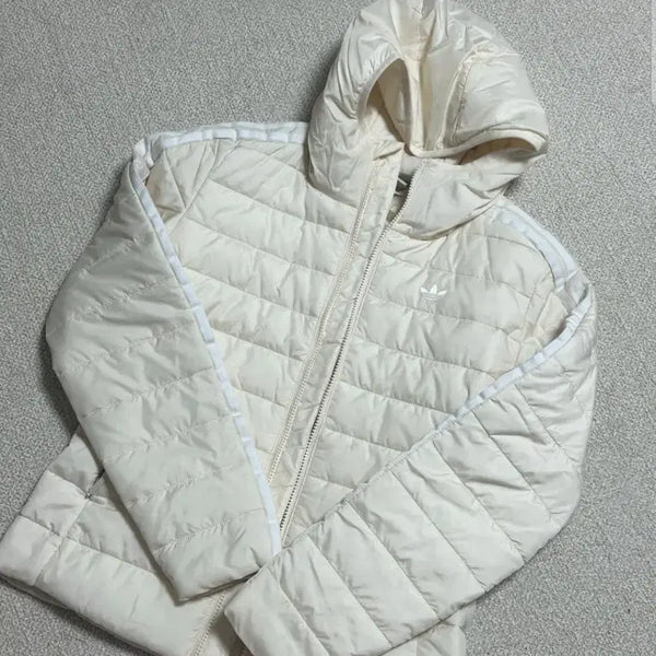 [BUNJANG] Adidas Lightweight Padded Jacket / 아디다스 경량패딩
