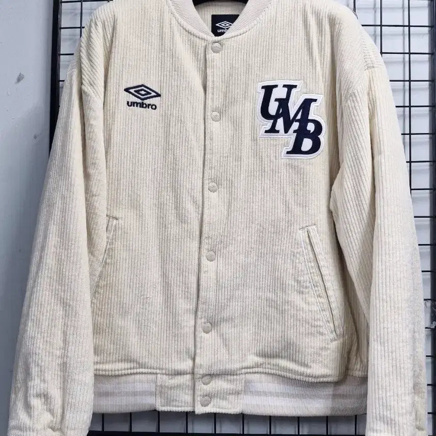 [BUNJANG] Umbro Ernest Corduroy Varsity Padding Jacket (105XL) / 105XL 엄브로 어니스트 코듀로이 바시티 패딩 자켓.