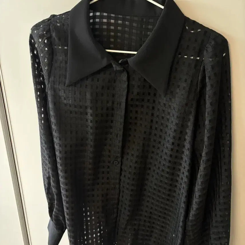 [BUNJANG] Sheer Punch Detail Blouse / 시스루 블라우스