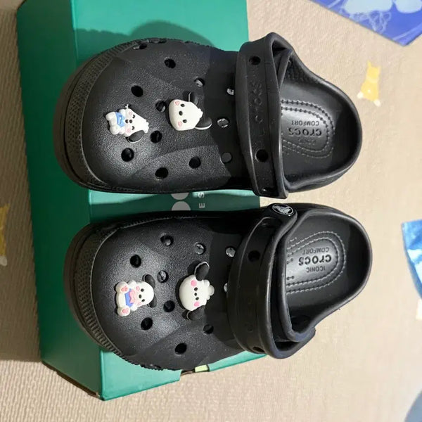 [BUNJANG] Crocs Women's Sandals/Slippers with Charms / 정품 크록스 여성 신발 팝니다