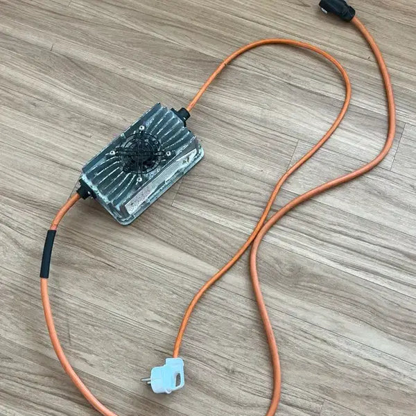 [BUNJANG] Serron Charger / 써론 충전기