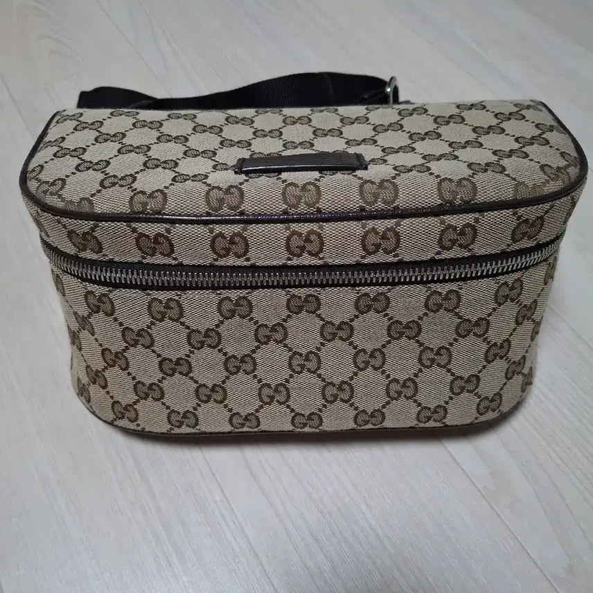 [BUNJANG] Gucci GG Canvas Hip Pack Belt Bag Crossbody Bag 630915 / (정품) 구찌 GG캔버스 힙색 벨트백 크로스백 남녀공용  630915