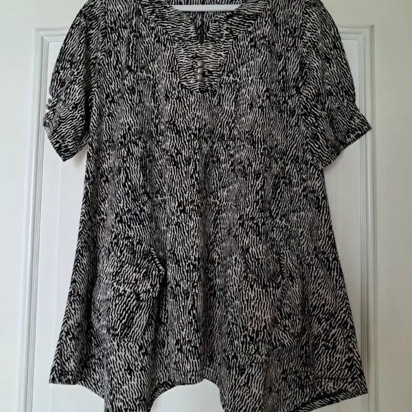 [BUNJANG] Black and White Pattern Tunic Blouse / 블랙앤화이트 패턴 튜닉 블라우스