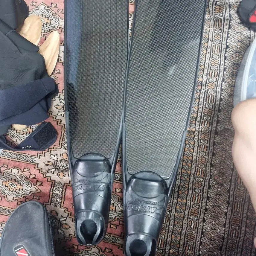 [BUNJANG] Pathos Carbon Freediving Fins, Wetsuit, Goggles Bundle / 프리다이빙 장비 일괄