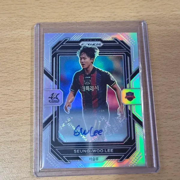[BUNJANG] Panini Prism K League Lee Seung-woo Silver Auto Card #/40 / 파니니 프리즘 K리그 이승우 실버오토 카드 40한정