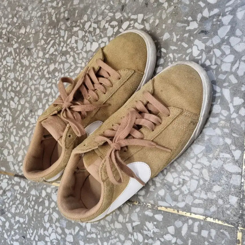 [BUNJANG] Nike Blazer Low Sneakers / [250 size] 나이키 블레이저 로우 단화