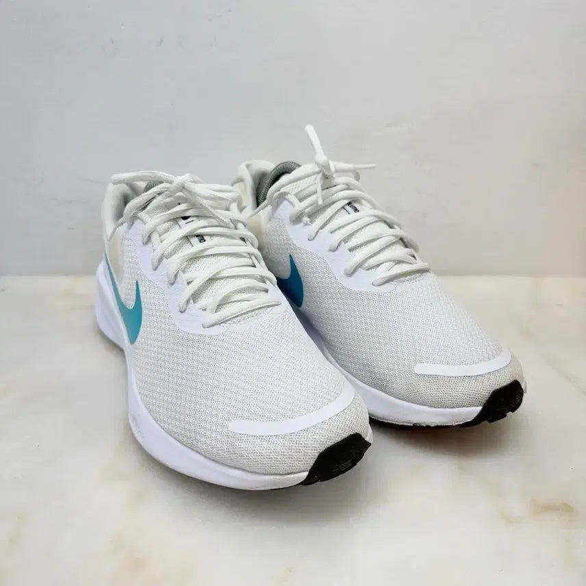 [BUNJANG] Nike Revolution Running Shoes / (275)나이키 운동화 레볼루션 런닝화