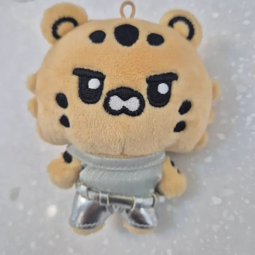 [BUNJANG] Le Sserafim Chaewon Doll Keyring / 르세라핌 채원 인형키링
