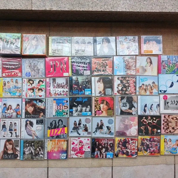 [BUNJANG] AKB48 Bundle Set: CDs, DVDs, Posters, Photos, and Merchandise / AKB48 CD, DVD, 포스터, 사진 등 앨범 및 굿즈 일괄 아이돌 걸그룹