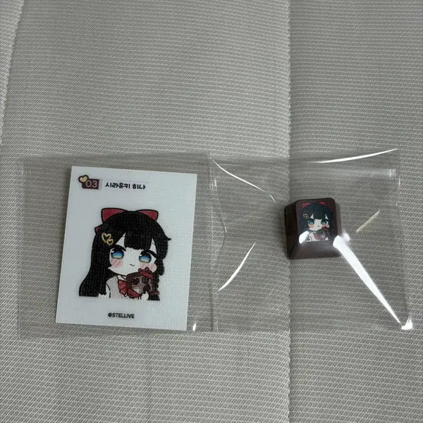 [BUNJANG] Stellive Valentine's Day Goods Hina Keycap + Sticker Set / 스텔라이브 발렌타인 굿즈 히나 키캡+띠부씰