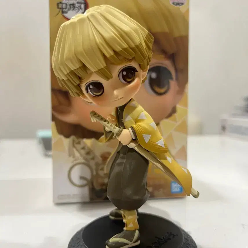 [BUNJANG] Q posket Zenitsu Figure / 큐포스켓 젠이츠 피규어