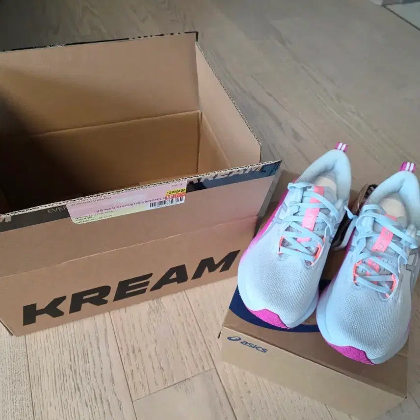 [BUNJANG] ASICS NovaBlast 5 Sunny Sizzle Sky Digital Sakura Women's Running Shoes / (W) 아식스 노바블라스트 5 써니시즐 스카이 디지털 사쿠라