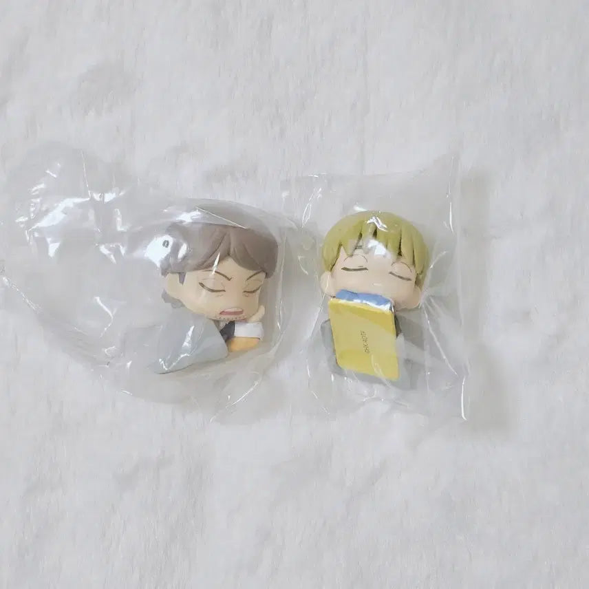 [BUNJANG] Attack on Titan Onemutan Jean & Armin Gacha Figures / 진격의 거인 오네무탄 쟝, 아르민 가챠 피규어