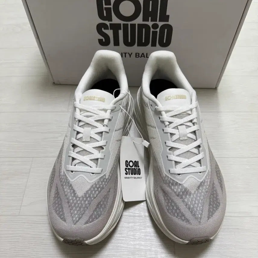 [BUNJANG] GO STUDIO KUSHA Running Shoes Size 270 / 골스튜디오 러닝화 KUSHA 쿠샤 270사이즈