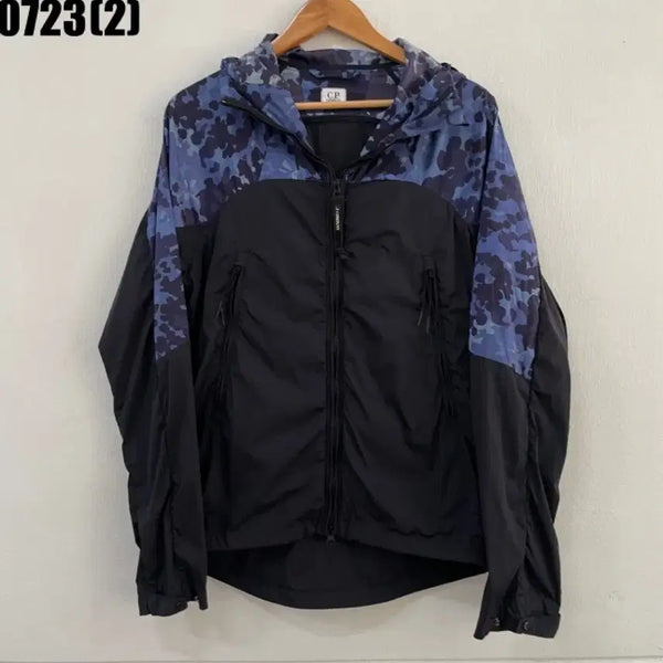 [BUNJANG] CP Company Blue Camo Pattern Windbreaker / CP컴퍼니 바람막이 블루 카모 패턴