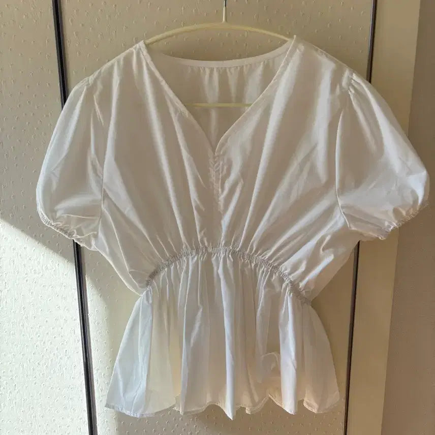 [BUNJANG] White Frill Blouse / 새상품)화이트 프릴 블라우스
