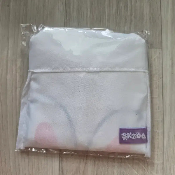 [BUNJANG] Stray Kids Skzoo Reusable Bag Minion Version Sealed / 스트레이키즈 스키즈 스키주 리유저블백 리빗 미개봉