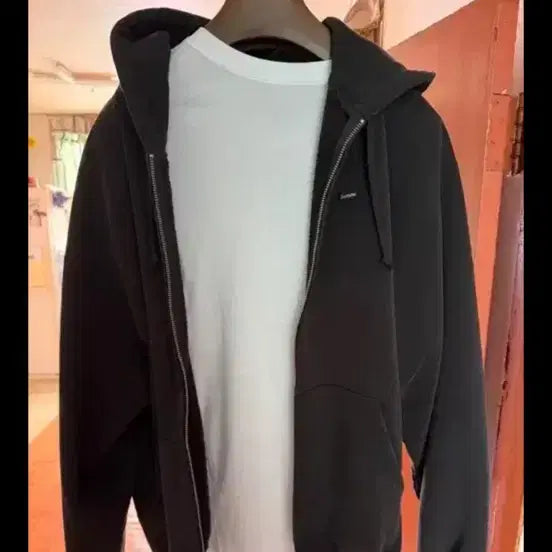 [BUNJANG] Supreme Small Box Zip-Up Hoodie Sweatshirt Black / 슈프림 스몰 박스 집업 후드 스웨트셔츠 블랙 - 26SS 라지  174/84 잘맞아요