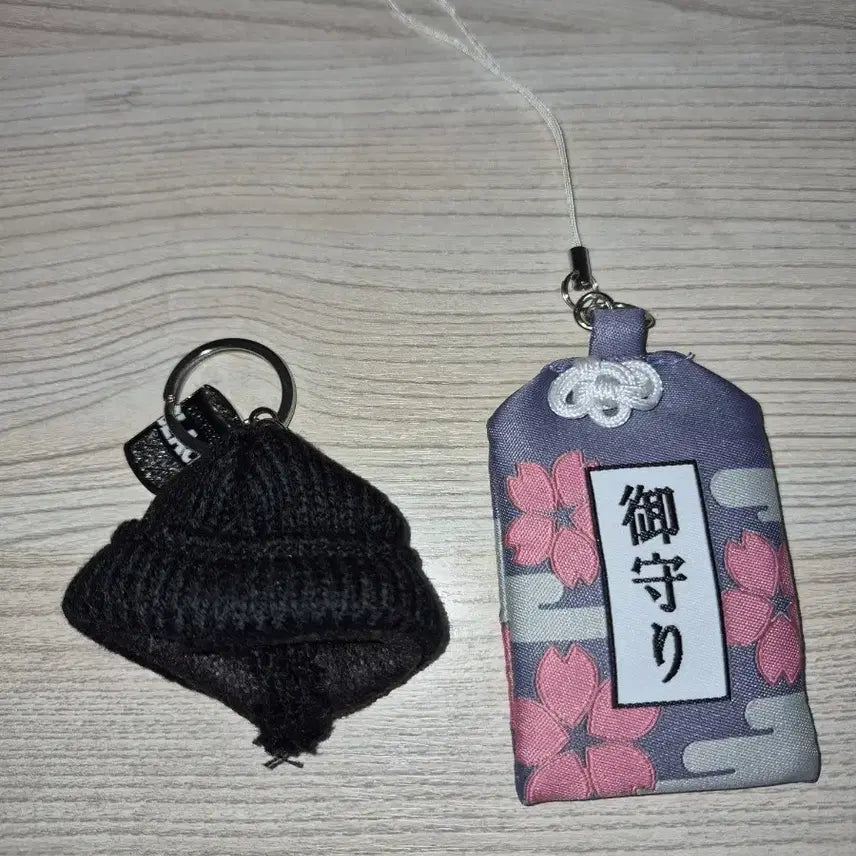 [BUNJANG] Detective Conan Universal Studios Japan Akai Shuichi & Heiji Omamori Charms / 명탐정코난 유니버셜 굿즈 아카이슈이치, 헤이지 오마모리