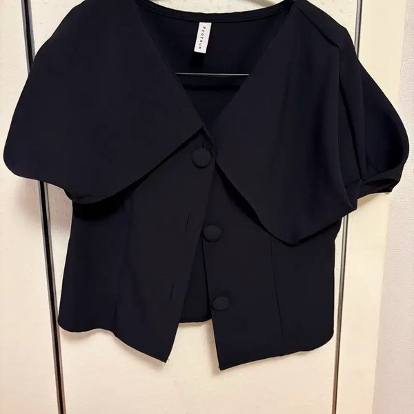 [BUNJANG] Big Collar Puff Short Sleeve Jacket Blouse / 빅카라 퍼프 반팔 자켓 블라우스
