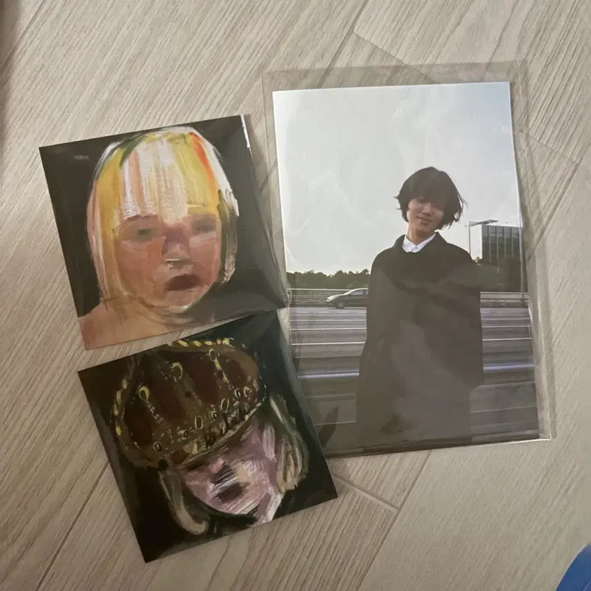 [BUNJANG] Dayment's Year LP Poster & Sticker Set (First Edition) / 데이먼스이어 lp 초판 스티커 및 엽서