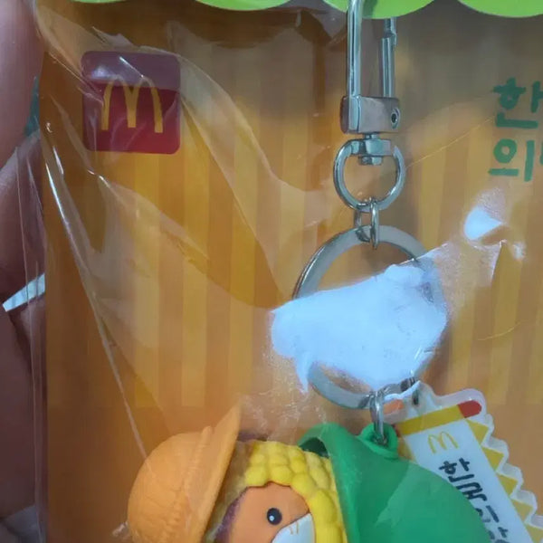 [BUNJANG] McDonald's Chungju-ssi Corn Clicker Keychain (Sealed) / 맥도날드 충주씨 옥수수 클릭커 키링 미개봉입니다