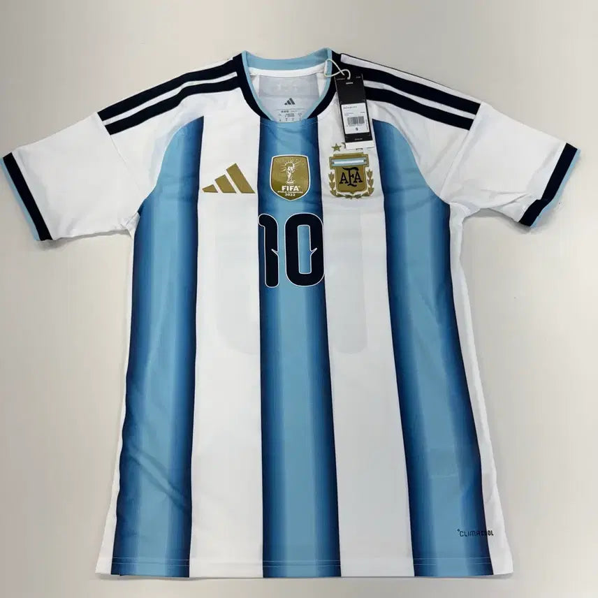 [BUNJANG] Argentina Lionel Messi 2022 World Cup Jersey Adidas Official Version Size S / 26-28 메시 아르헨티나 유니폼