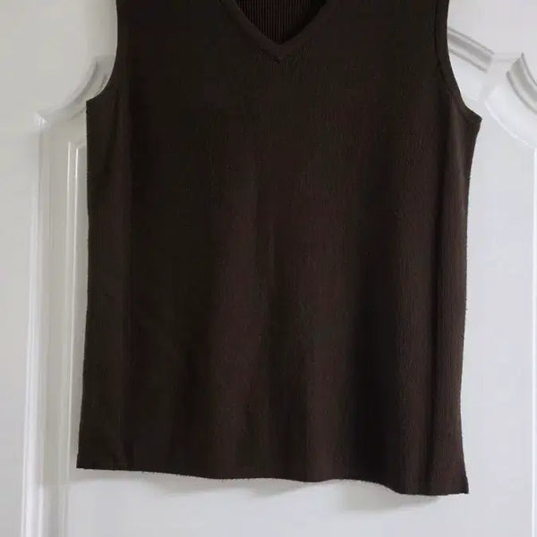 [BUNJANG] SISTEM Dark Brown V-Neck Knit Camisole / 시스템 다크 브라운 V넥 니트 나시 90