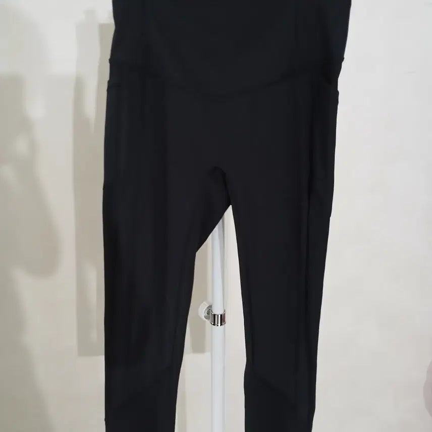 [BUNJANG] Lululemon Black Pants Size 6 / 룰루레몬 팬츠 6사이즈 블랙