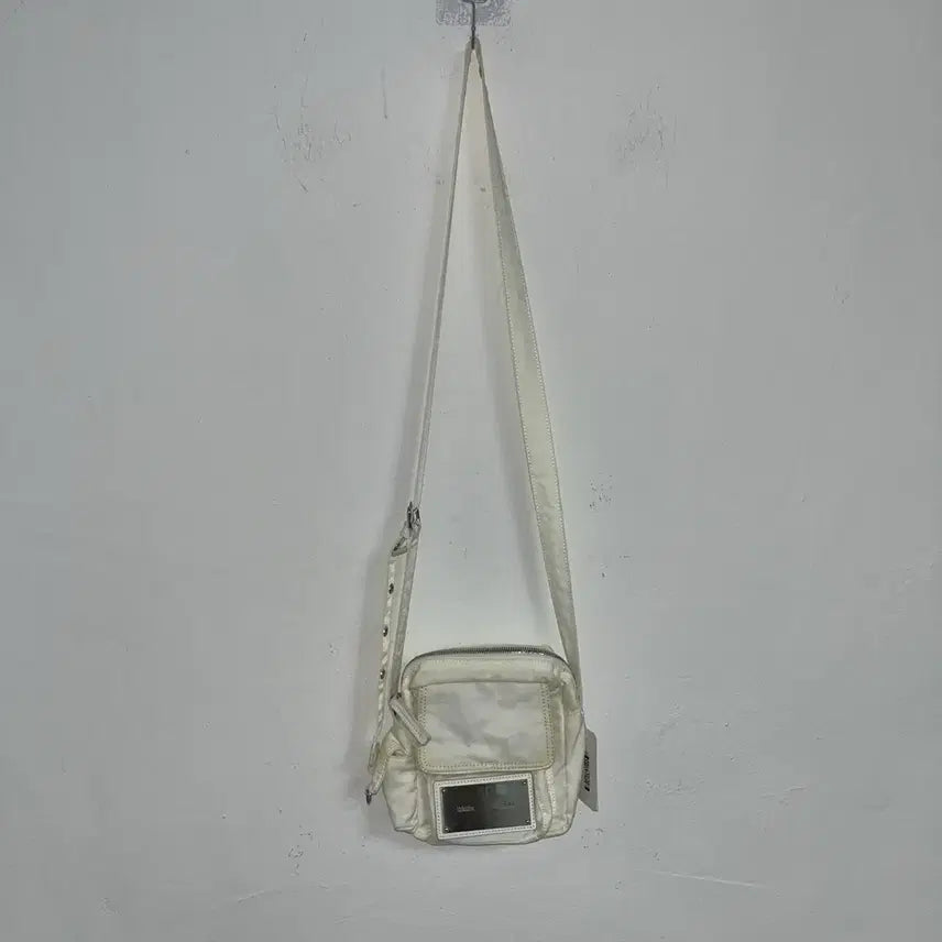 [BUNJANG] Matin Kim Cargo Cross Bag / 마뗑킴 카고 크로스백