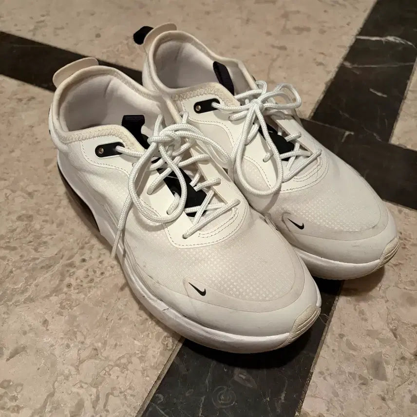 [BUNJANG] Nike Air Force 1 '07 Low White / 나이키 235