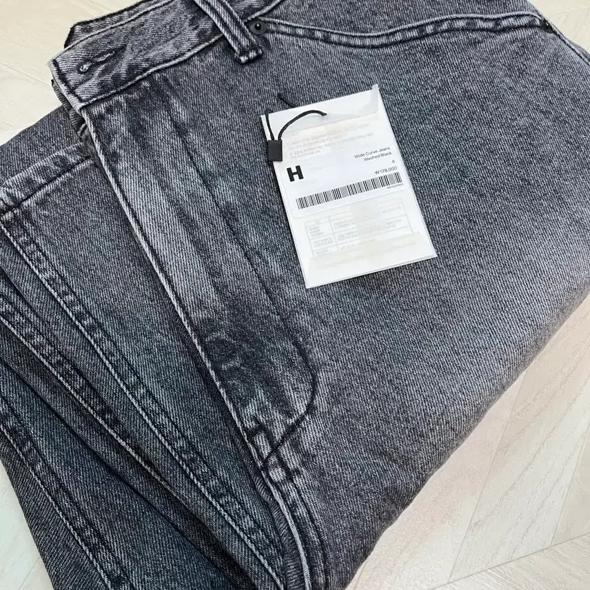 [BUNJANG] HAECHINROOM Wacko Jeans (Washed Black, Size 4) / 해칭룸 와커진 (4, 워시드블랙)