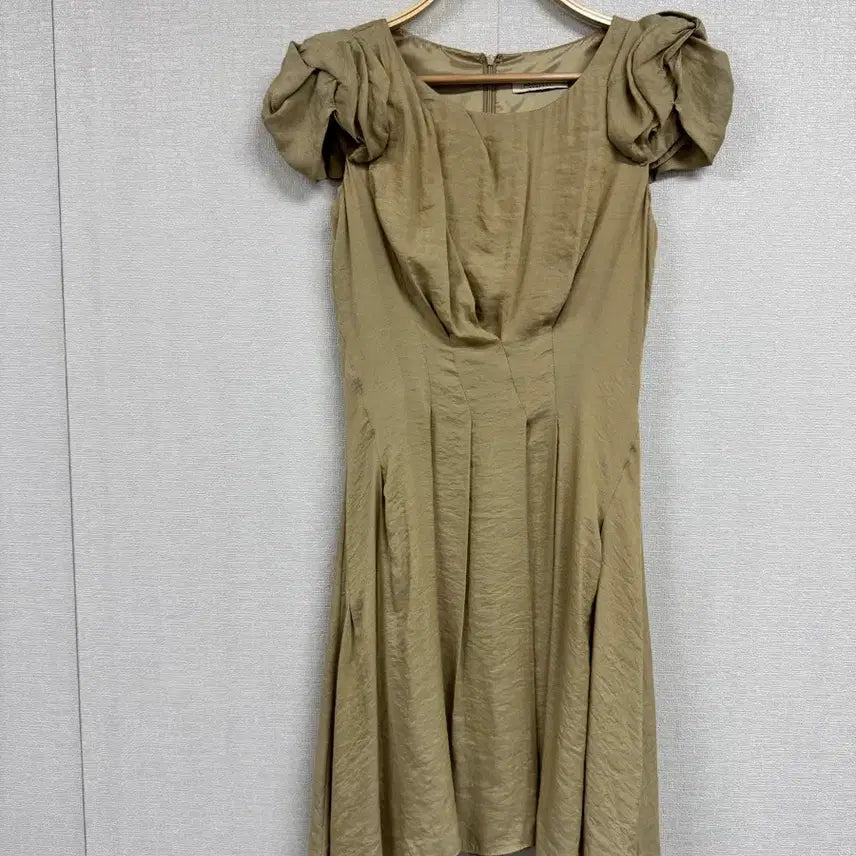 [BUNJANG] MoJ Espoir Midi Dress with Sleeves / 모조에스핀 소매 미디 원피스