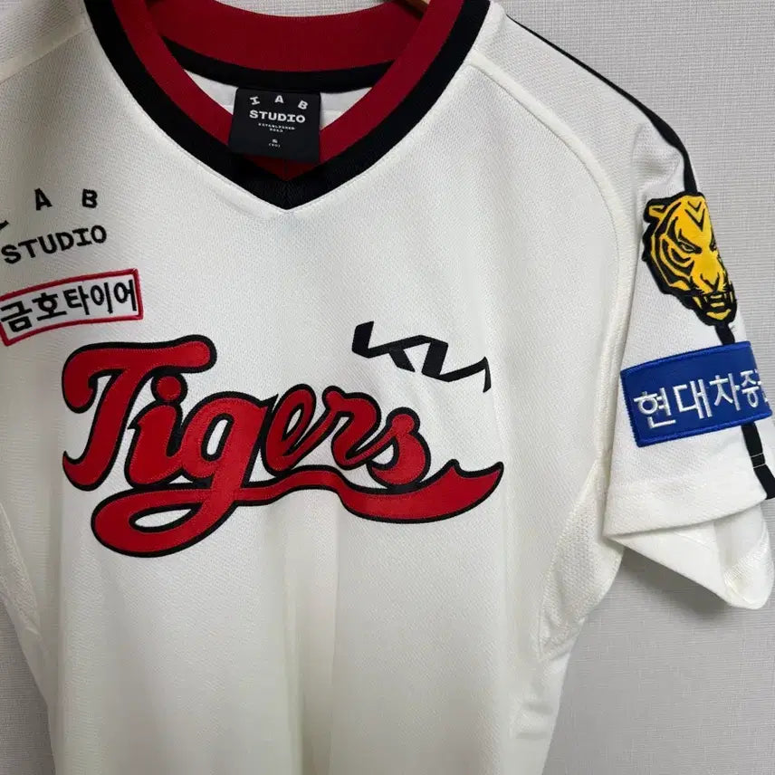 [BUNJANG] Kia Tigers Icon Authentic Kim Do-young Baseball Jersey / 기아타이거즈 아이콘 어센틱 김도영 유니폼